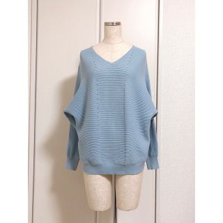 アズールバイマウジー(AZUL by moussy)のアズールバイマウジー Ｖネック　ドルマン ニット トップス(ニット/セーター)