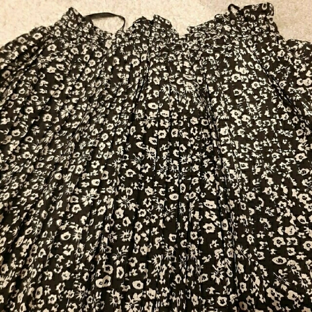 GRL(グレイル)のグレイル　花柄　プリーツスカート レディースのスカート(ロングスカート)の商品写真