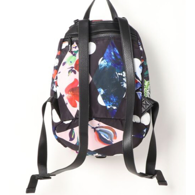 DESIGUAL - 美品✨デシグアル 定価12,900円 軽量でコンパクトな