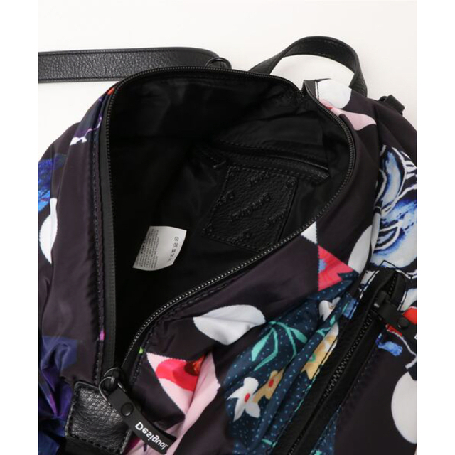 DESIGUAL - 美品✨デシグアル 定価12,900円 軽量でコンパクトな