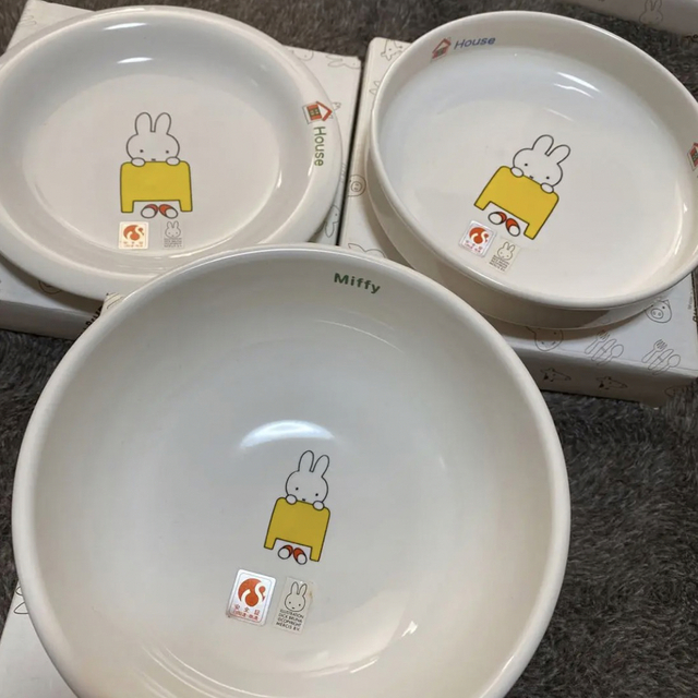 miffy(ミッフィー)のブルーナ　ミッフィー食器3点セット インテリア/住まい/日用品のキッチン/食器(食器)の商品写真