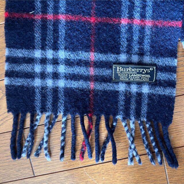 BURBERRY(バーバリー)のBurberryマフラー  ラムウール100%  MADE IN ENGLAND レディースのファッション小物(マフラー/ショール)の商品写真