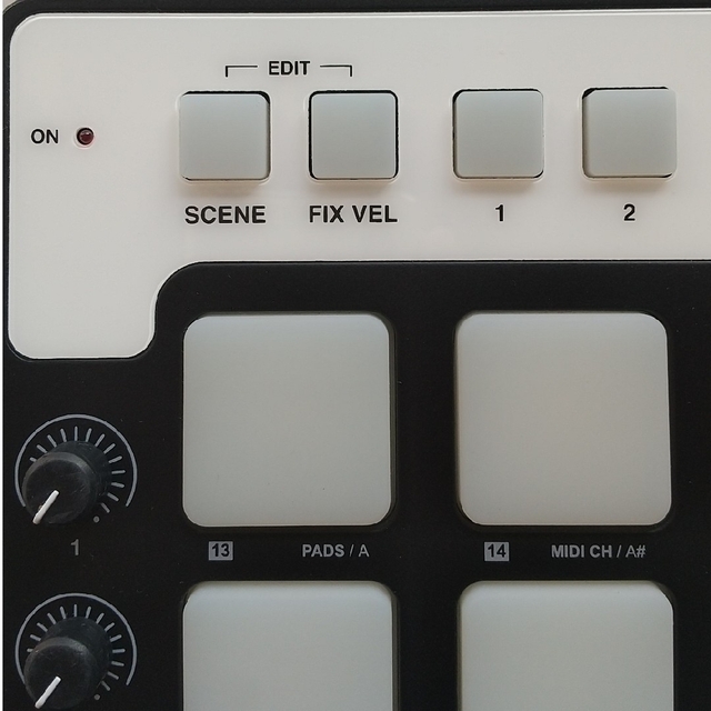 IK Multimedia iRig PADS 楽器のDTM/DAW(MIDIコントローラー)の商品写真