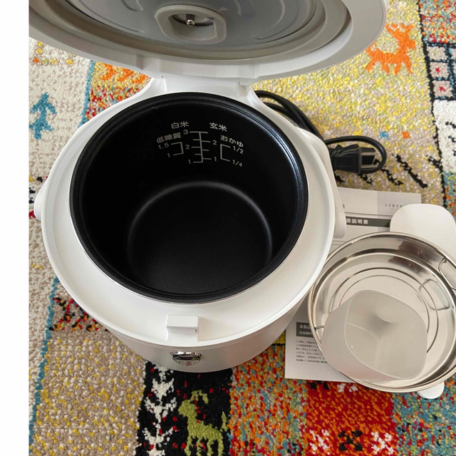【新品未使用】ベルソス 糖質カット炊飯器 VS-HI01BI スマホ/家電/カメラの調理家電(炊飯器)の商品写真