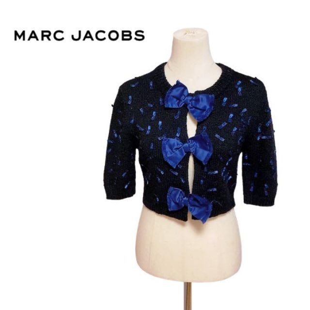 MARC BY MARC JACOBS(マークバイマークジェイコブス)のMARK JACOBS マークジェイコブス　ニット　カーディガン 黒　青　リボン レディースのトップス(ニット/セーター)の商品写真