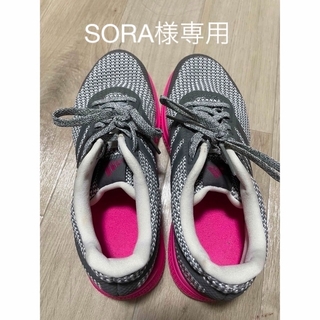 アディダス(adidas)のadidas アディダス　スニーカー(スニーカー)