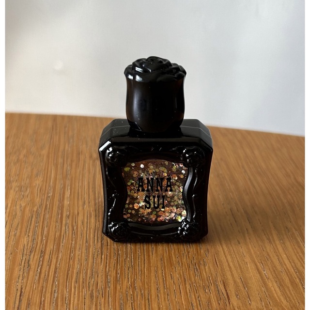 ANNA SUI(アナスイ)のアナ スイ ネイルカラー トッパー 503 コスメ/美容のネイル(マニキュア)の商品写真