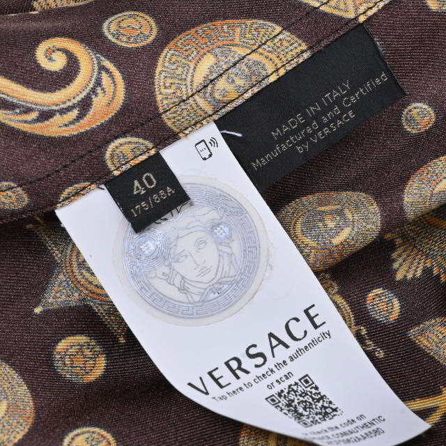 VERSACE(ヴェルサーチ)のVERSACE メデューサ プリント シルク ウエスタンシャツ メンズのトップス(シャツ)の商品写真