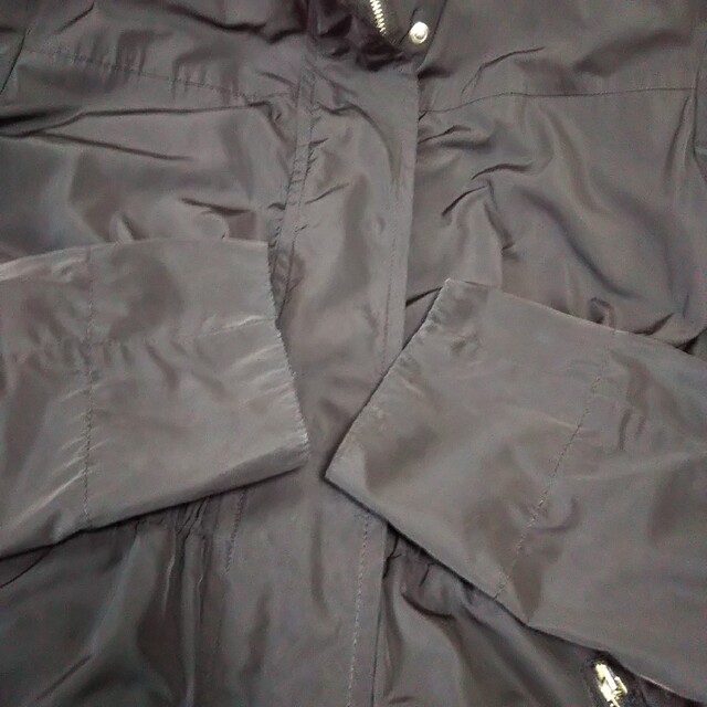 MONCLER(モンクレール)のモンクレール Disthelon ナイロンコート フード レディース 黒 00 レディースのジャケット/アウター(スプリングコート)の商品写真