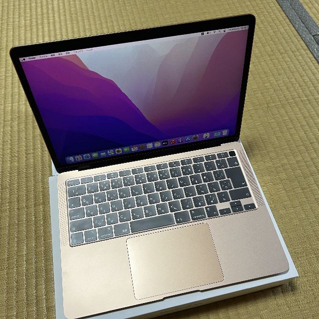 Mac (Apple)(マック)の美品　MacBook Air 2020 13インチ　M1　8GB/512GB スマホ/家電/カメラのPC/タブレット(ノートPC)の商品写真