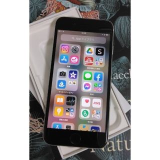 アイフォーン(iPhone)の週末値下！中古 SIMフリー iPhone SE 第2世代 64GB ホワイト(スマートフォン本体)