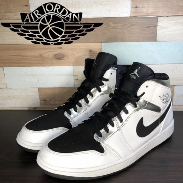 NIKE AIR JORDAN 1 MID 30.5cm