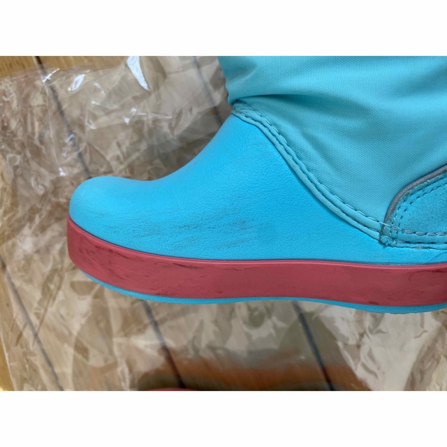 crocs(クロックス)のクロックス　ロッジポイントスノーブーツ キッズ/ベビー/マタニティのベビー靴/シューズ(~14cm)(ブーツ)の商品写真