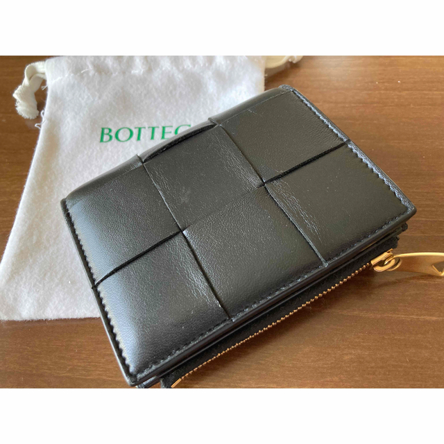 都内で Bottega Veneta - ボッテガヴェネタのコンパクト二つ折り