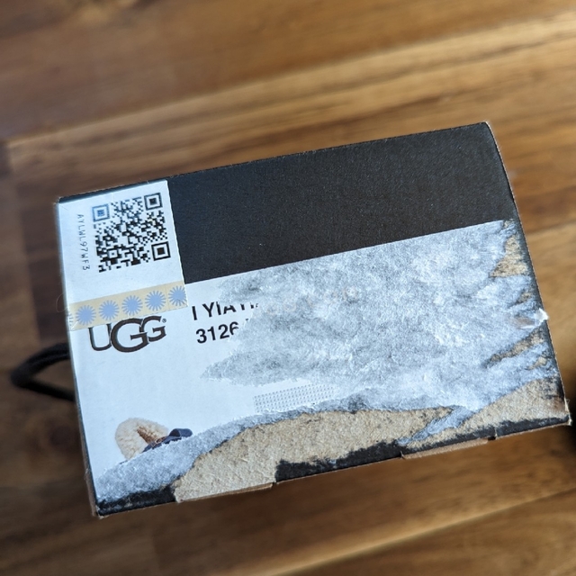 UGG(アグ)の貴ゴリ様専用ページ【UGG アグ】 キッズ/ベビー/マタニティのベビー靴/シューズ(~14cm)(サンダル)の商品写真