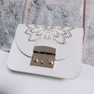 フルラ(Furla)の【manaさん専用】FURLA/メトロポリス/ホワイト/バッグ(ショルダーバッグ)