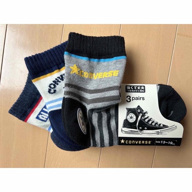 CONVERSE(コンバース)のconverse靴下 13〜19cm 3足セット キッズ/ベビー/マタニティのこども用ファッション小物(靴下/タイツ)の商品写真