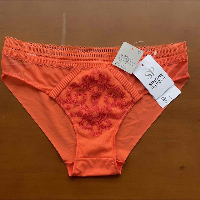 Simone Perele(シモーヌペレール)のシモーヌぺレール　ショーツM レディースの下着/アンダーウェア(ショーツ)の商品写真