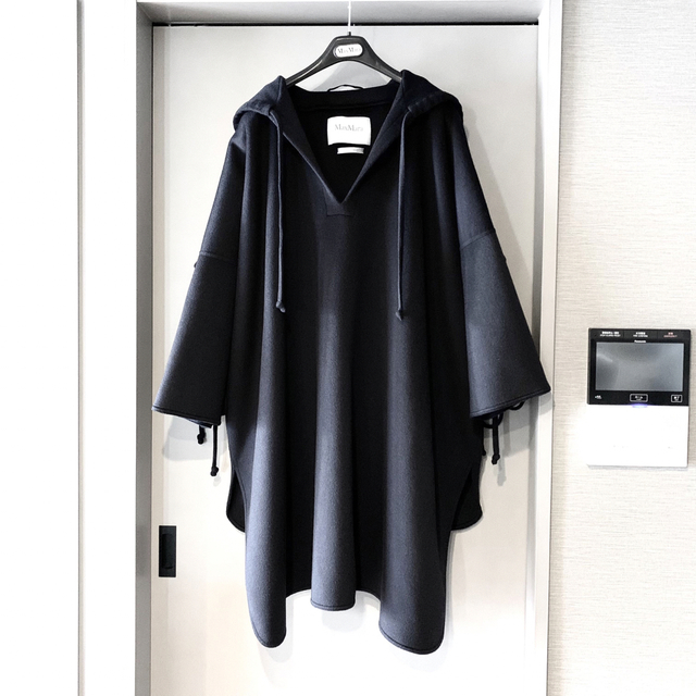 Max Mara - 専用です‼️最高級 白タグ マックスマーラ 艶感美しい