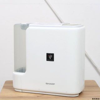 シャープ(SHARP)のSHARP シャープ 加湿器　プラズマクラスター ホワイト HV-E70-W(加湿器/除湿機)