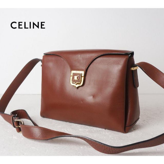 良好 CELINE ヴィンテージ トリオンフ 金具ボックス型 ヴィンテージ | フリマアプリ ラクマ