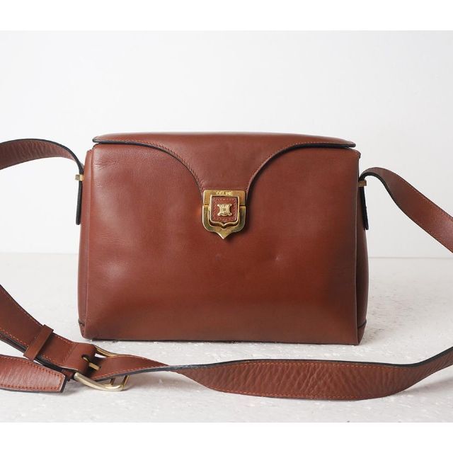 良好 CELINE ヴィンテージ トリオンフ 金具ボックス型 ヴィンテージ