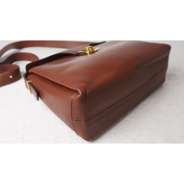 良好 CELINE ヴィンテージ トリオンフ 金具ボックス型 ヴィンテージ
