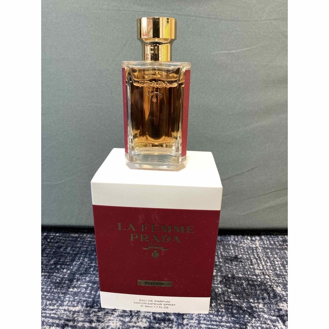 PRADA(プラダ)のプラダ フェム インテンス オーデパルファム 香水 50ml コスメ/美容の香水(香水(女性用))の商品写真