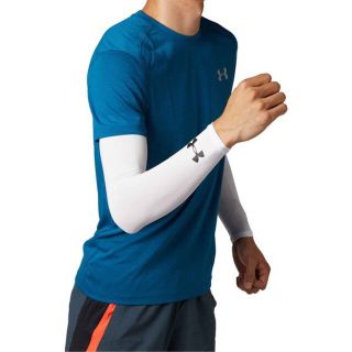 アンダーアーマー(UNDER ARMOUR)の☆アンダーアーマー UA ヒートギア アームスリーブ/メンズ/SM☆新品(その他)