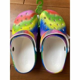 クロックス(crocs)のクラシック スプレイ ダイ クロッグ キッズ　White / マルチ 17.5(サンダル)