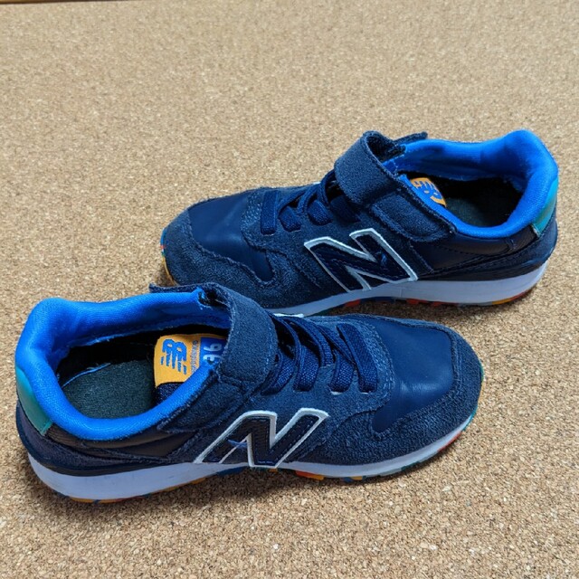 New Balance(ニューバランス)のハル様専用！ニューバランス996  17.5センチ キッズ/ベビー/マタニティのキッズ靴/シューズ(15cm~)(スニーカー)の商品写真