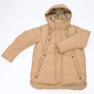 DESCENTE(ダウンジャケット ・ ベージュ系)のフリマアイテム一覧 DESCENTE(ダウンジャケット ・ ベージュ系)のフリマアイテム一覧