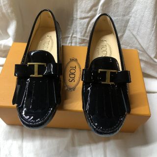 TOD'S - トッズ 白クロコ型押しドライビングシューズ 新品の通販 by も ...