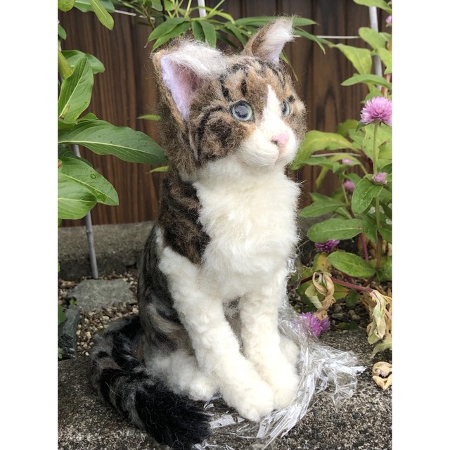 羊毛フェルト　リアル猫人形　キジトラ