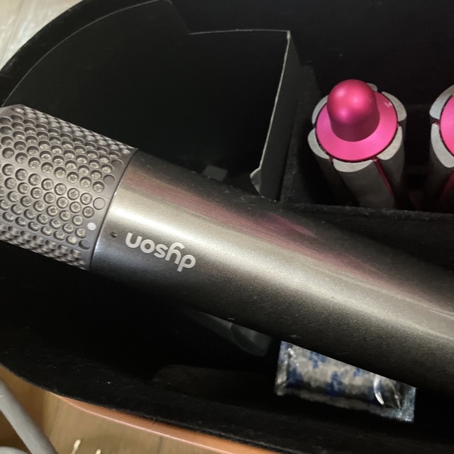 Dyson(ダイソン)のHS01 dysonヘアスタイラー ドライヤ ダイソン スマホ/家電/カメラの美容/健康(ドライヤー)の商品写真