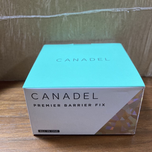 CANADEL カナデル　プレミアバリアフィックス コスメ/美容のスキンケア/基礎化粧品(オールインワン化粧品)の商品写真