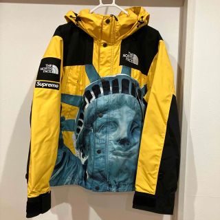 シュプリーム(Supreme)のSupreme The North Face 自由の女神 マウンテンパーカー美品(マウンテンパーカー)