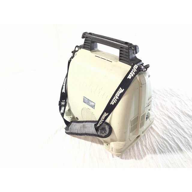 Makita(マキタ)の☆中古品☆makita マキタ 常圧 エアコンプレッサー AC700 5L/5リットル エアーコンプレッサー DIY/日曜大工 64728 自動車/バイクのバイク(工具)の商品写真