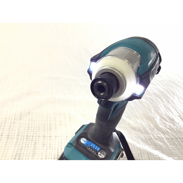 ☆美品☆makita マキタ 18V 充電式インパクトドライバ TD172DRGX 青/ブルー バッテリー2個 (18V 6.0AH) 充電器 ケース付 66285