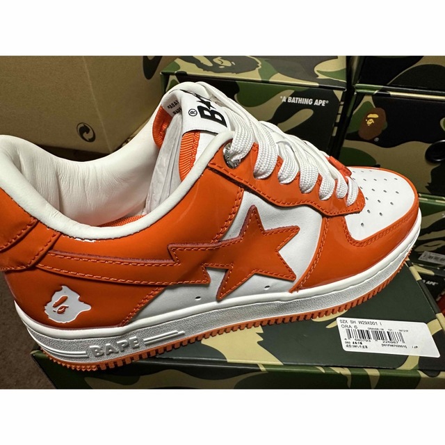 A BATHING APE(アベイシングエイプ)のBAPE STA ™ Low "Orange" (2022) us6 レディースの靴/シューズ(スニーカー)の商品写真