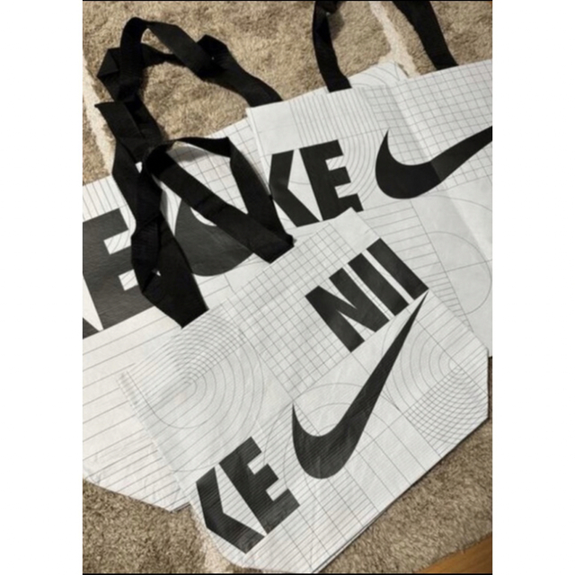 NIKE(ナイキ)のまあ様専用　ナイキバッグ　ML セット レディースのバッグ(エコバッグ)の商品写真