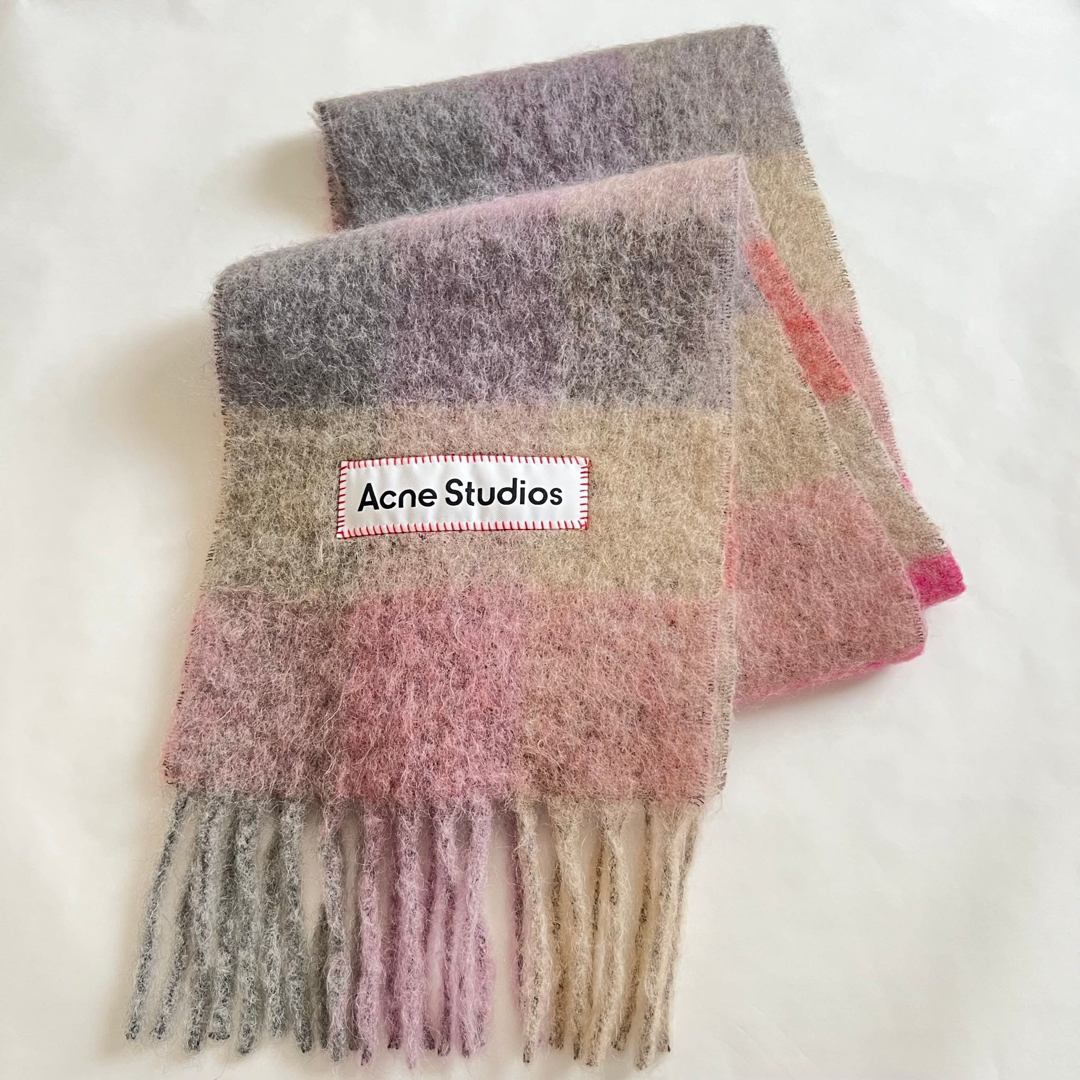 超特価SALE開催!】 美品 Studios☆ブロッキング 売り尽くし価格 Acne