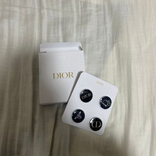 DIOR ノベルティ　ピンバッジ(ノベルティグッズ)