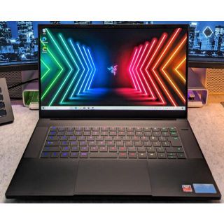 レイザー(Razer)のRazer Blade 15 RTX 3070 Core i7 10875H(ノートPC)