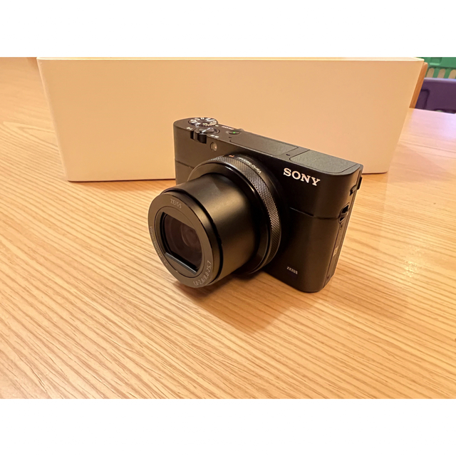 SONY Cyber−Shot RX DSC-RX100M5A