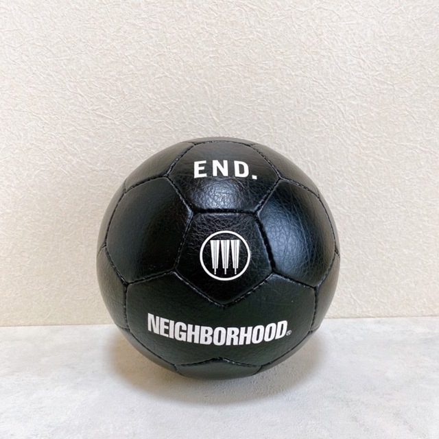 NEIGHBORHOOD(ネイバーフッド)の新品　END. × ADIDAS × NEIGHBORHOOD サッカーボール スポーツ/アウトドアのサッカー/フットサル(ボール)の商品写真