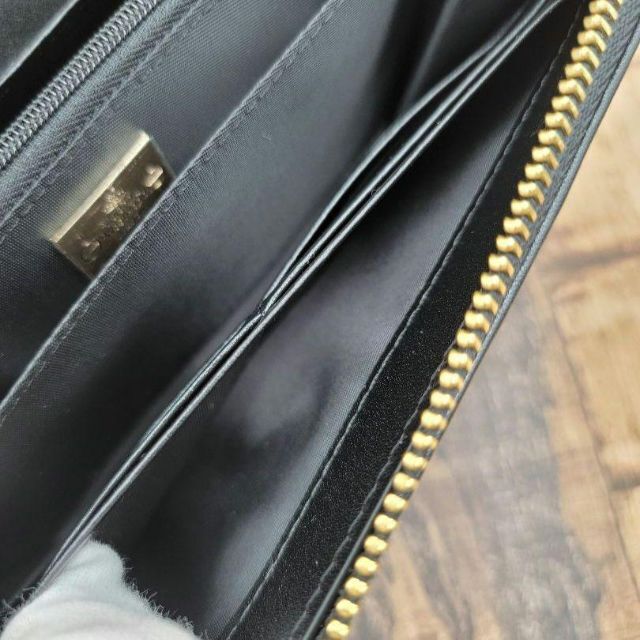 ✨新品 翌日発送✨ヴィヴィアンウエストウッド 長財布 55VV317