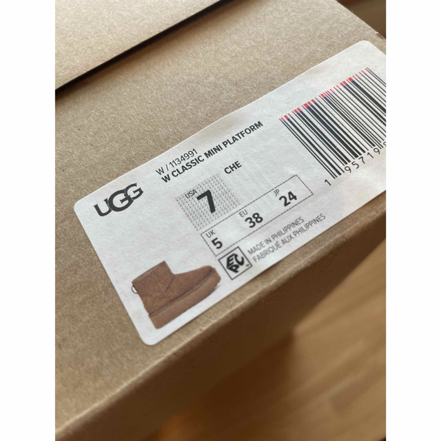 UGG - 新品未使用 UGG クラシック ミニプラットフォーム 24cm 厚底の