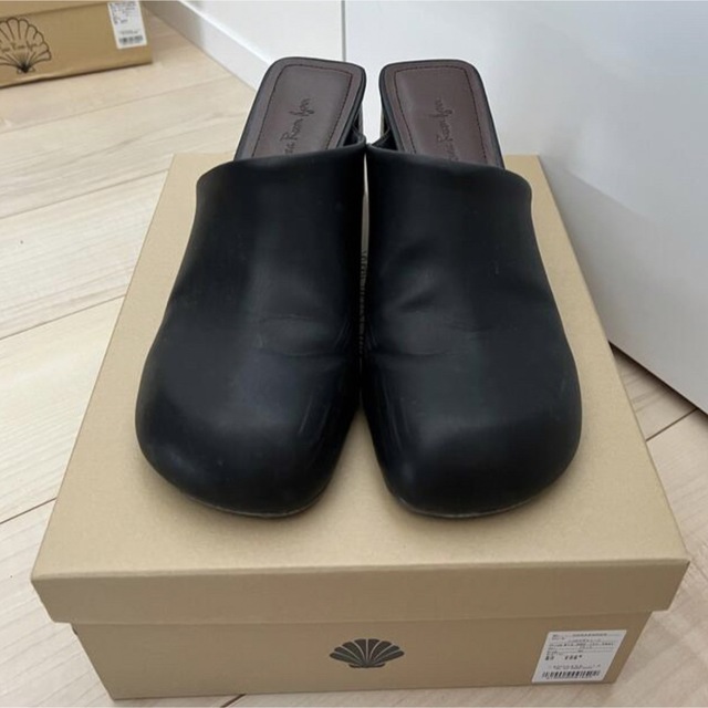 SeaRoomlynn(シールームリン)のsearoomlynn サボミュール黒　M レディースの靴/シューズ(ミュール)の商品写真