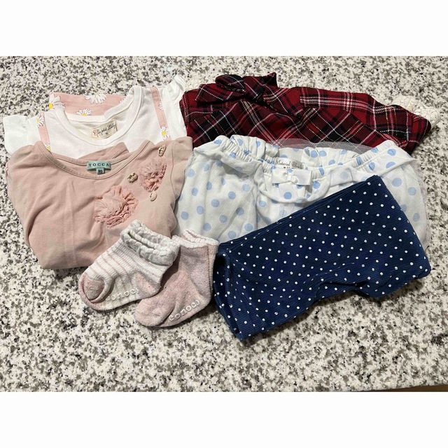 TOCCA(トッカ)の【美品】女の子お洋服５点セット＋靴下２点 キッズ/ベビー/マタニティのベビー服(~85cm)(Ｔシャツ)の商品写真